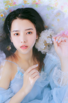 四个人一晚上换着做